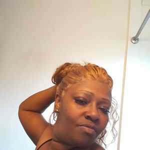 Meet your Posher, Lebertha